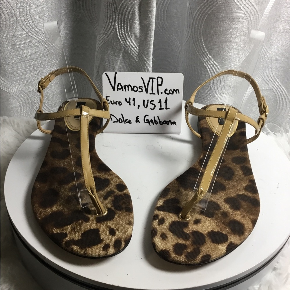 Dolce & Gabbana Leopard Print T-Strap Sandals in Tan